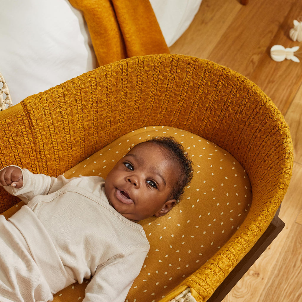 Organic Knitted Moses Basket, Mattress & Walnut Rocking Stand Honey