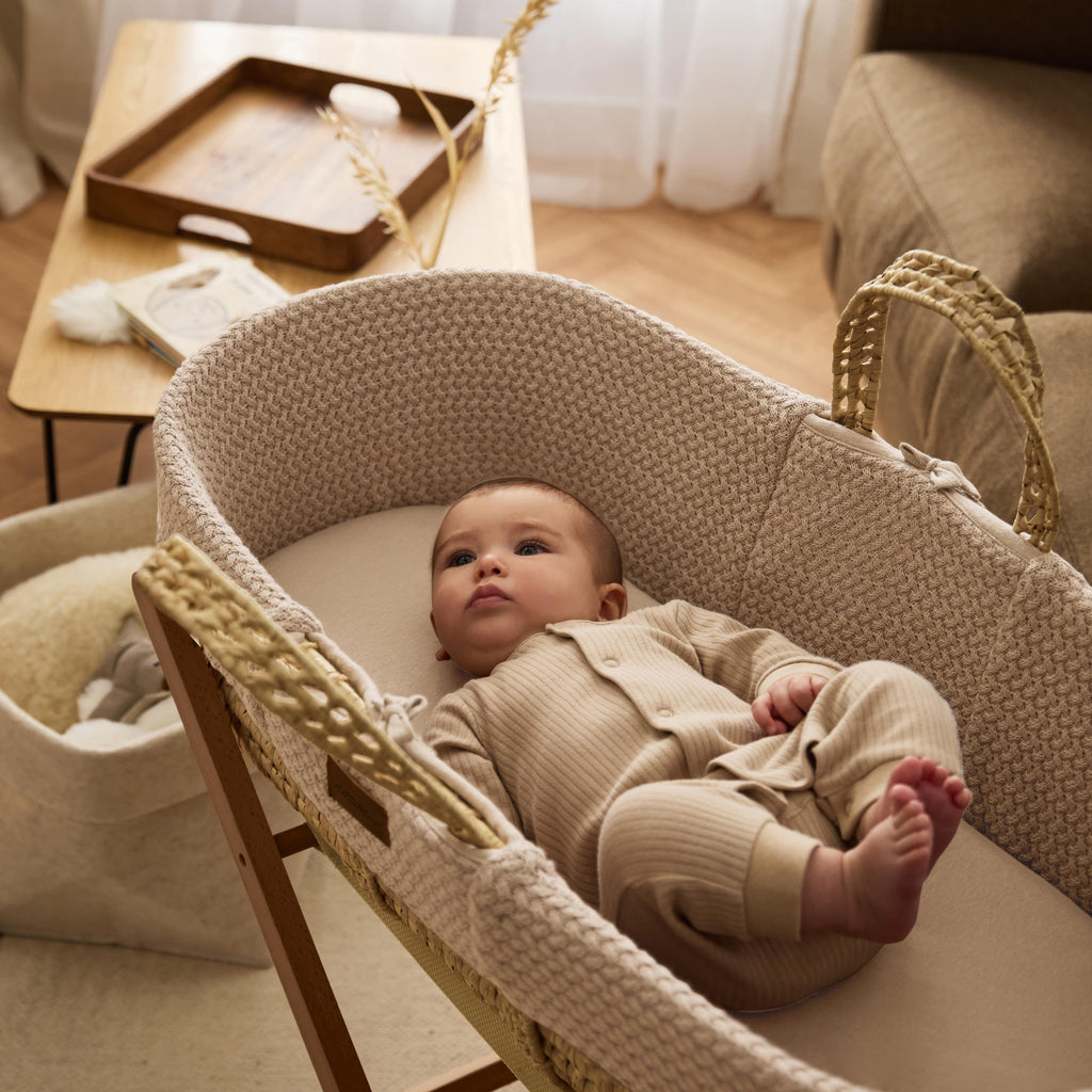 Organic Wheat Knitted Moses Basket, Mattress & Walnut Foldable Stand Truffle
