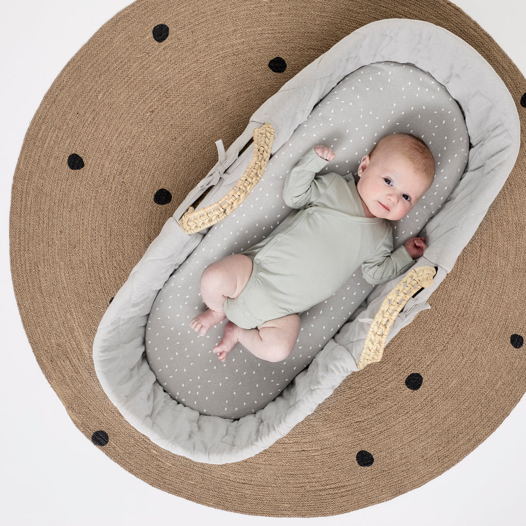Natural Quilted Moses Basket, Mattress & Natural Foldable Stand Dove Grey