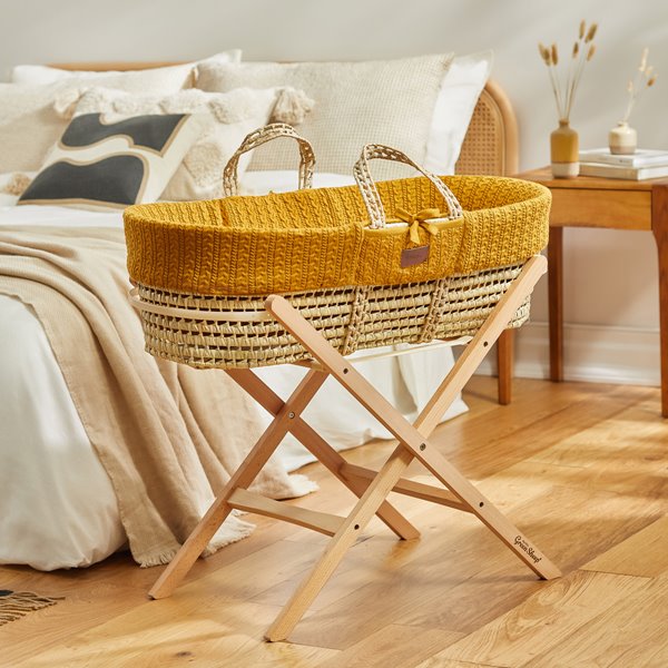 Organic Knitted Moses Basket, Mattress & Natural Foldable Stand Honey