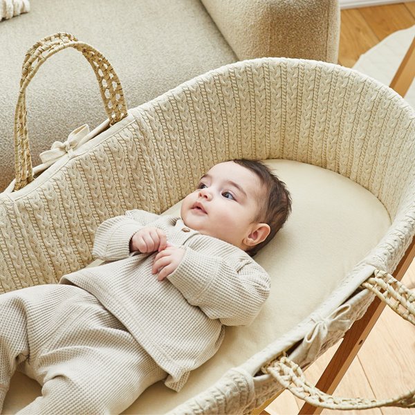 Organic Knitted Moses Basket, Mattress & Natural Foldable Stand Linen