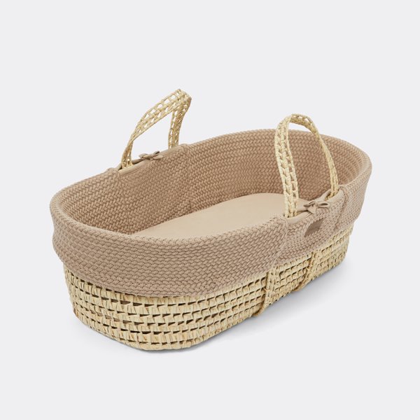 Organic Wheat Knitted Moses Basket, Mattress & Walnut Foldable Stand Truffle