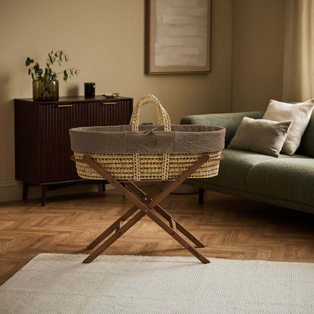 Organic Furrow Knitted Moses Basket, Mattress & Walnut Static Stand Cocoa