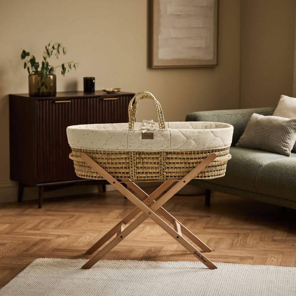 Organic Rice Quilt Moses Basket, Mattress & Natural Static Stand Linen with Cocoa