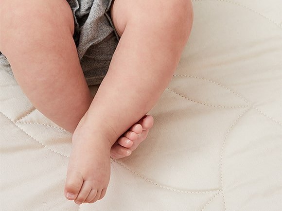 How to Choose a Cot Mattress: The Ultimate Guide to Your Baby's First Mattress