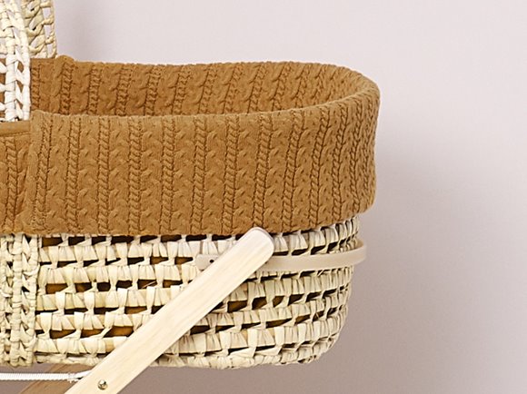 Discover the Benefits of Modern Moses Baskets for Your Little One (and You!)
