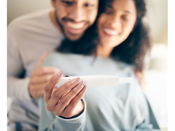 Facebook Announcement of Your Pregnancy: Pros, Cons, & Best Ideas