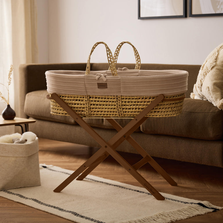 Organic Ripple Knitted Moses Basket, Mattress & Walnut Foldable Stand Truffle