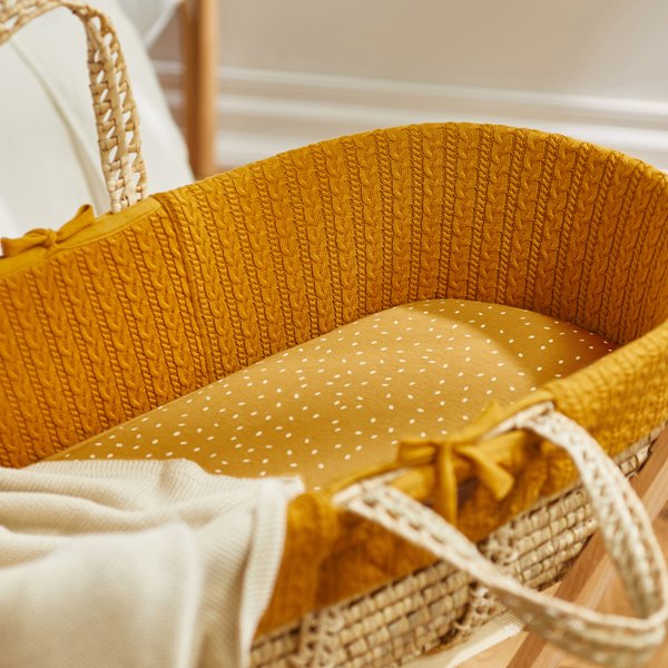 Organic Knitted Moses Basket, Mattress & Walnut Rocking Stand Honey