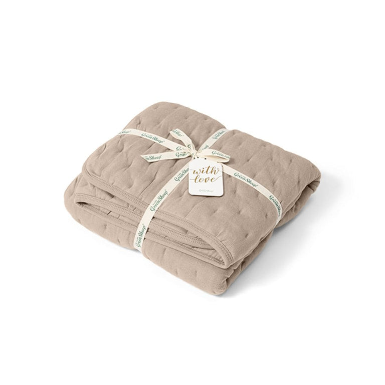 Organic Dimple Quilt in Truffle