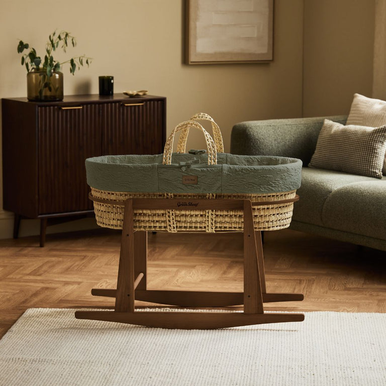 Organic Furrow Knitted Moses Basket, Mattress & Walnut Rocking Stand Juniper
