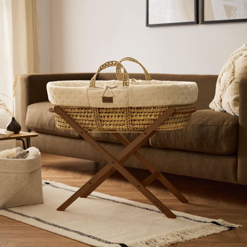 Organic Dimple Quilted Moses Basket, Mattress & Walnut Foldable Stand Linen