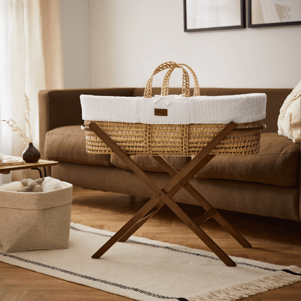 Organic Knitted Moses Basket, Mattress & Walnut Foldable Stand White