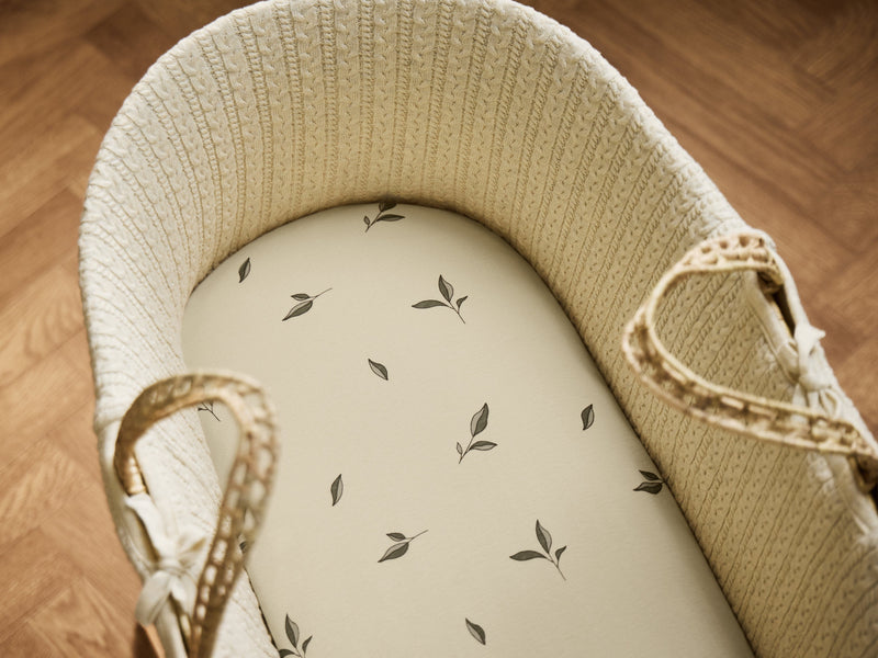 Little Green Sheep Organic Moses Basket Fitted Sheets in Leaves